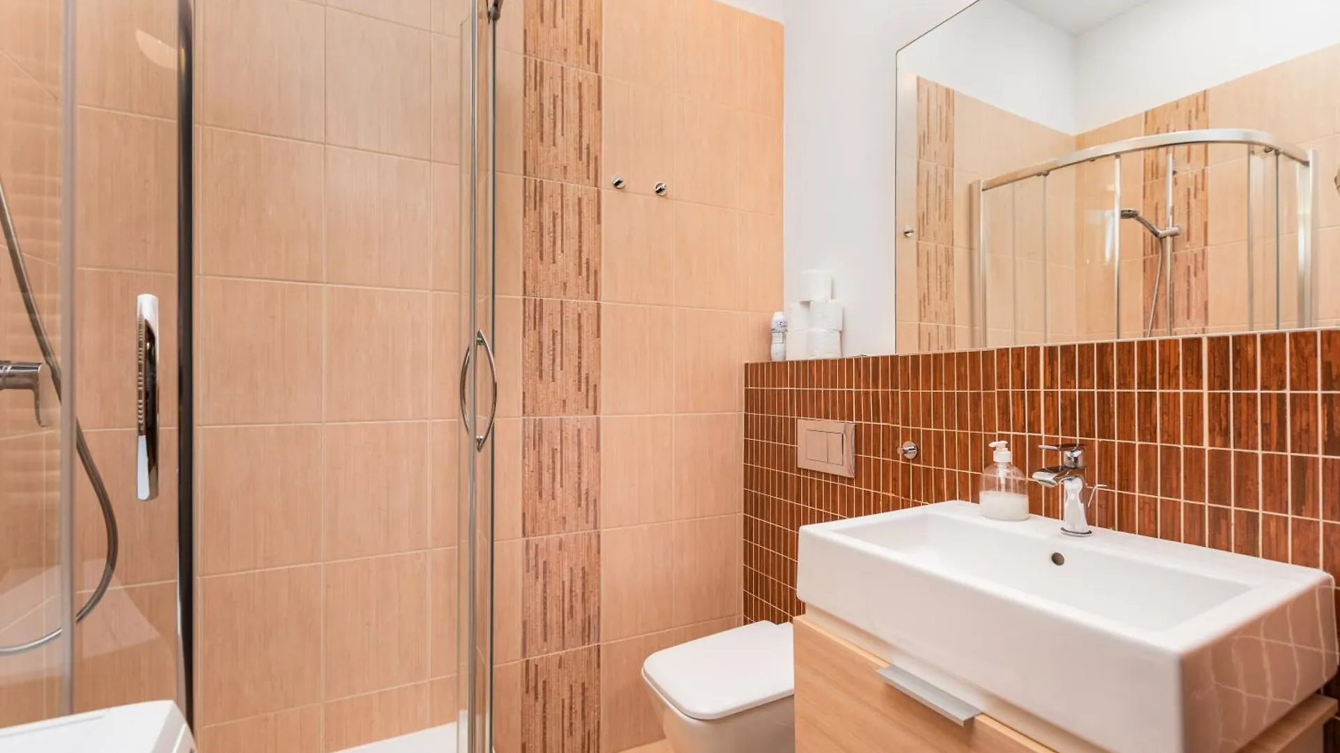Apartment Marszalkowska 24/26 By Homeprime Warsaw Poland
